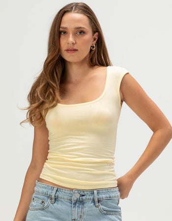 BOZZOLO Womens Scoop Neck Sleeveless Top Primary Image