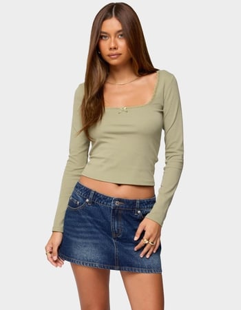 EDIKTED Mora Lace Trim Ribbed Tee Primary Image