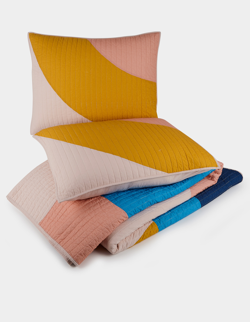 Modshapes Twin Quilt Set image number 3