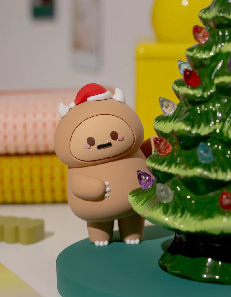 SMOKO Hank Yeti Christmas Tree Light image number 1