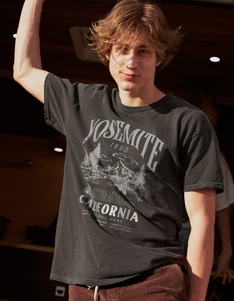 RSQ Yosemite National Park Mens Tee image number 0