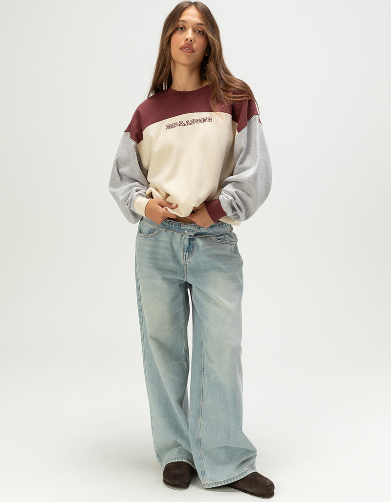 BILLABONG Get It Colorblock Womens Crewneck Sweatshirt image number 4