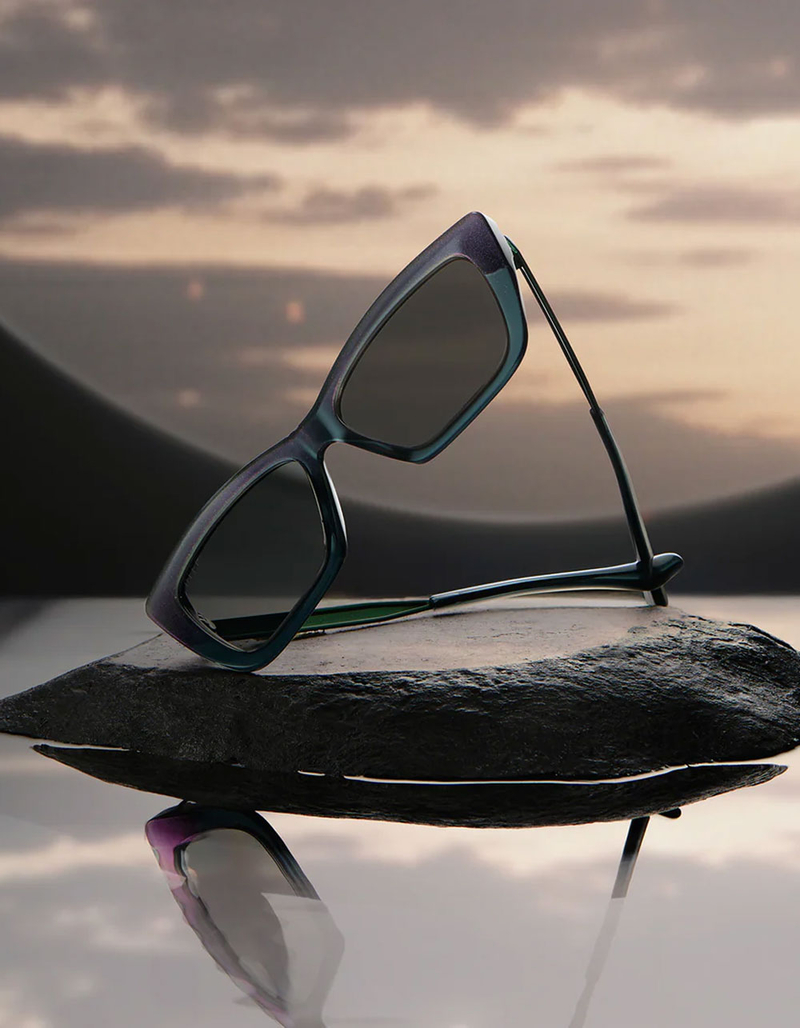 DIFF EYEWEAR x Wicked Elphaba Emerald Sunglasses image number 7