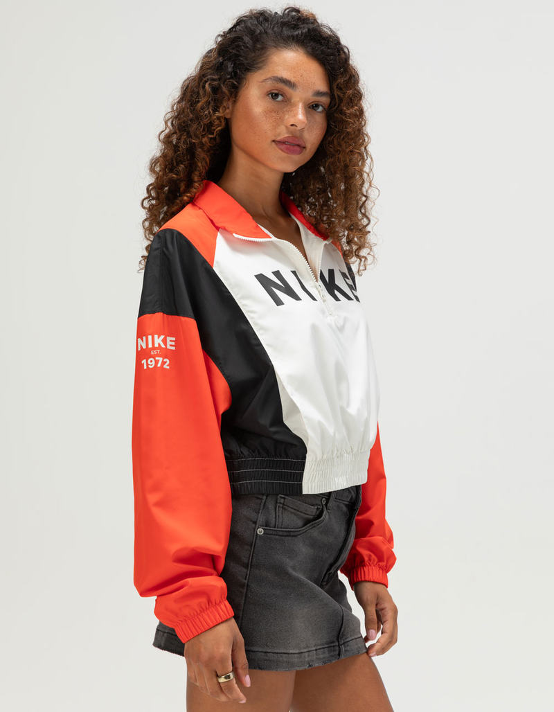 NIKE Sportswear Classic Womens Pullover Jacket image number 3