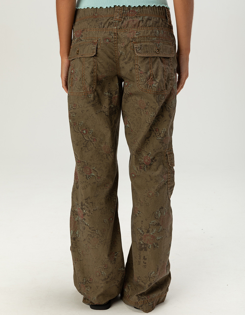 BDG Urban Outfitters 360 Womens Low Rise Straight Leg Cargo Pants image number 3
