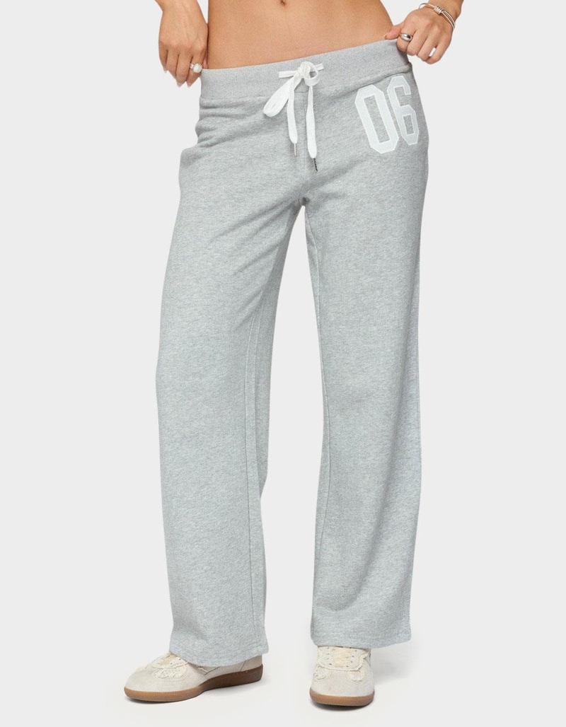 EDIKTED Petite 06 Sweatpants image number 0