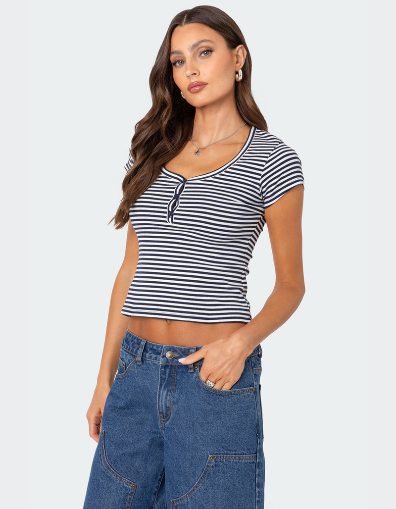 EDIKTED Kady Striped Henley Tee image number 2