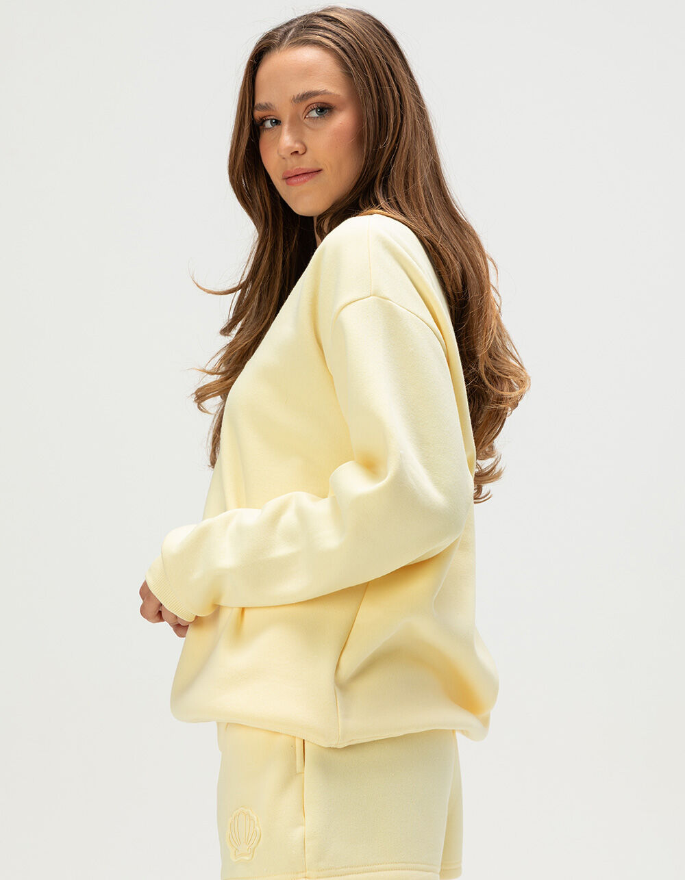 FULL TILT Shell Applique Womens Crewneck Sweatshirt - YELLOW | Tillys