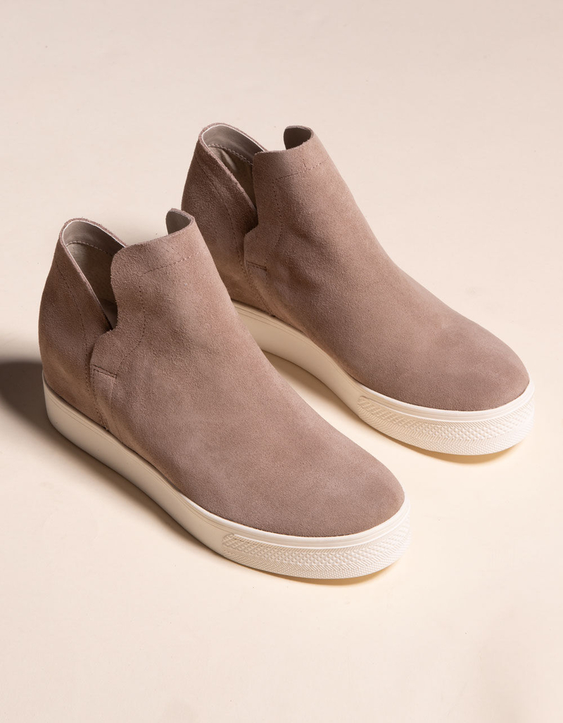 STEVE MADDEN Wrangle Taupe Suede Platform Shoes image number 0