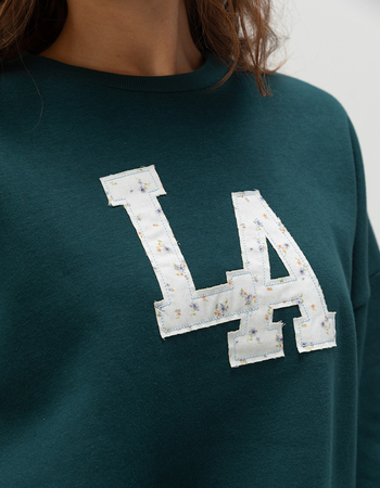 FULL TILT LA Patchwork Womens Crewneck Sweatshirt Alternative Image