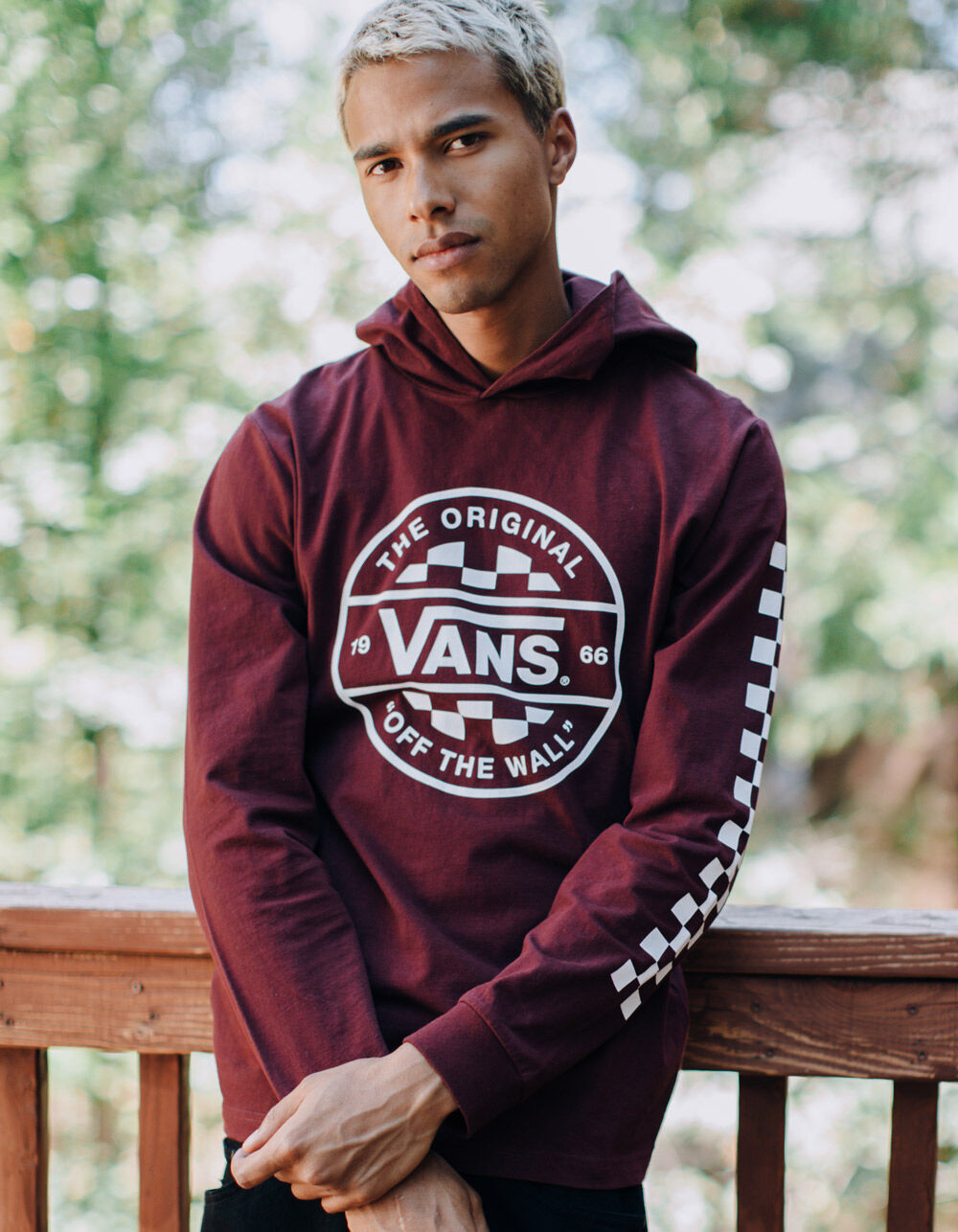 【BURGUNDY】Graph check hoodie The Cross-Check Hoodie – Howies Hockey Tape