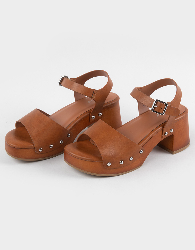 BAMBOO Silveroak Womens Platform Heels image number 1