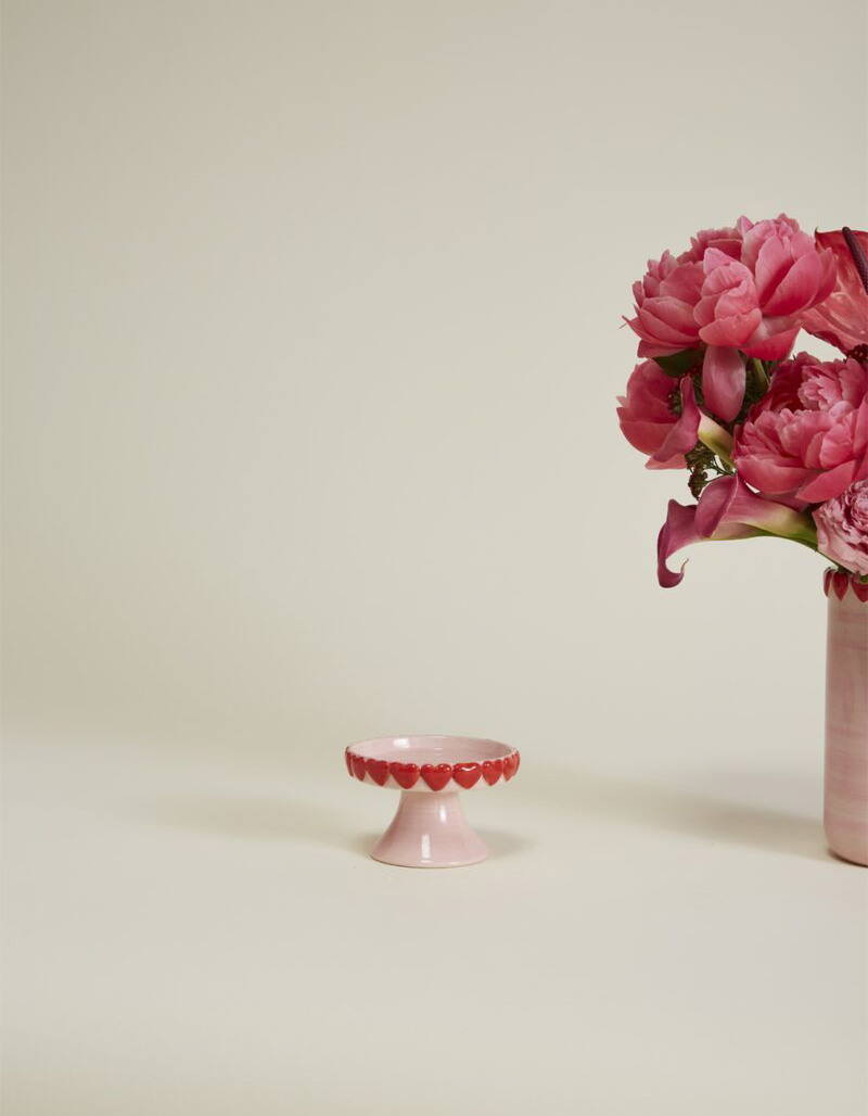 Wrapped In Love Cup Cake Stand image number 2