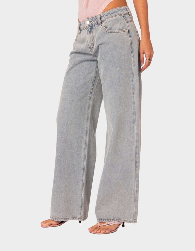 EDIKTED Bow Pocket Relaxed Jeans image number 2