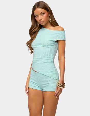 EDIKTED Atile Asymmetric Off Shoulder Textured Top Alternative Image