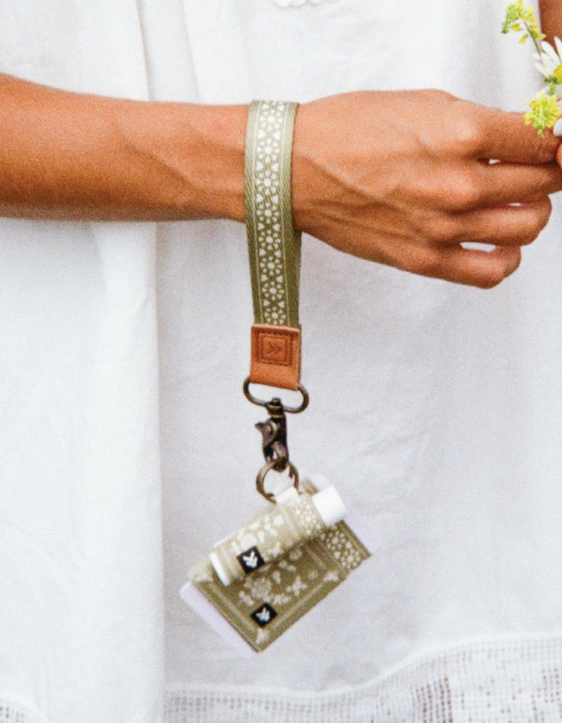 THREAD Wristlet Keychain image number 1