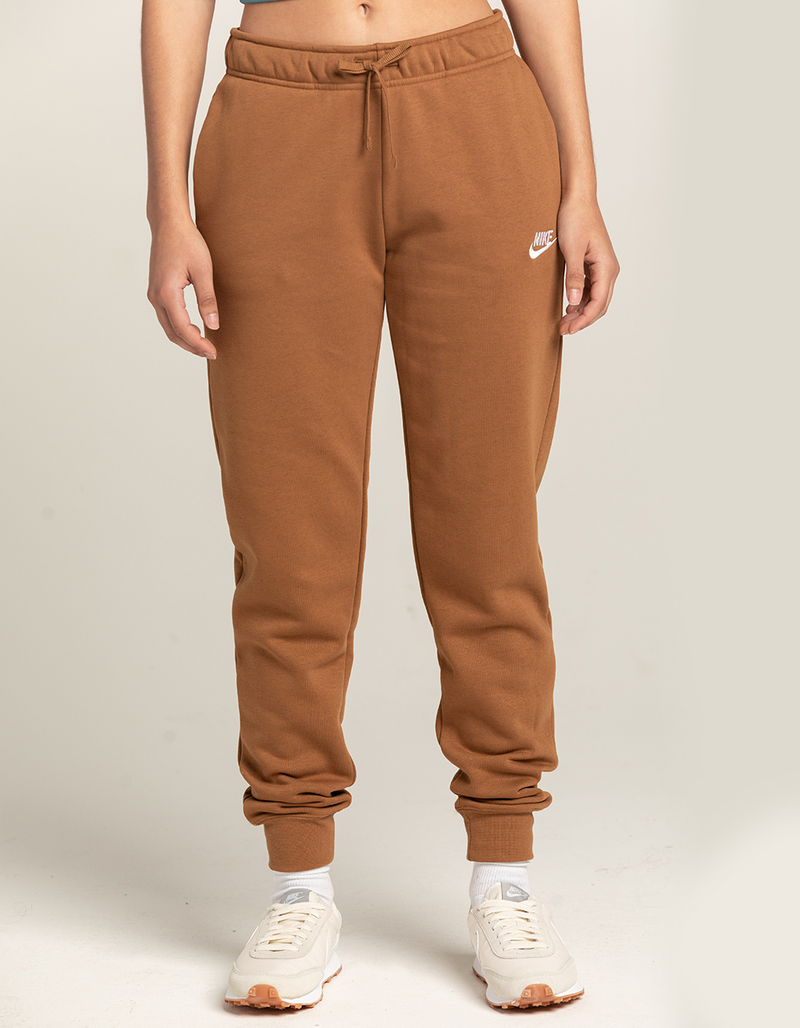 NIKE Sportswear Club Womens Fleece Sweatpants image number 1