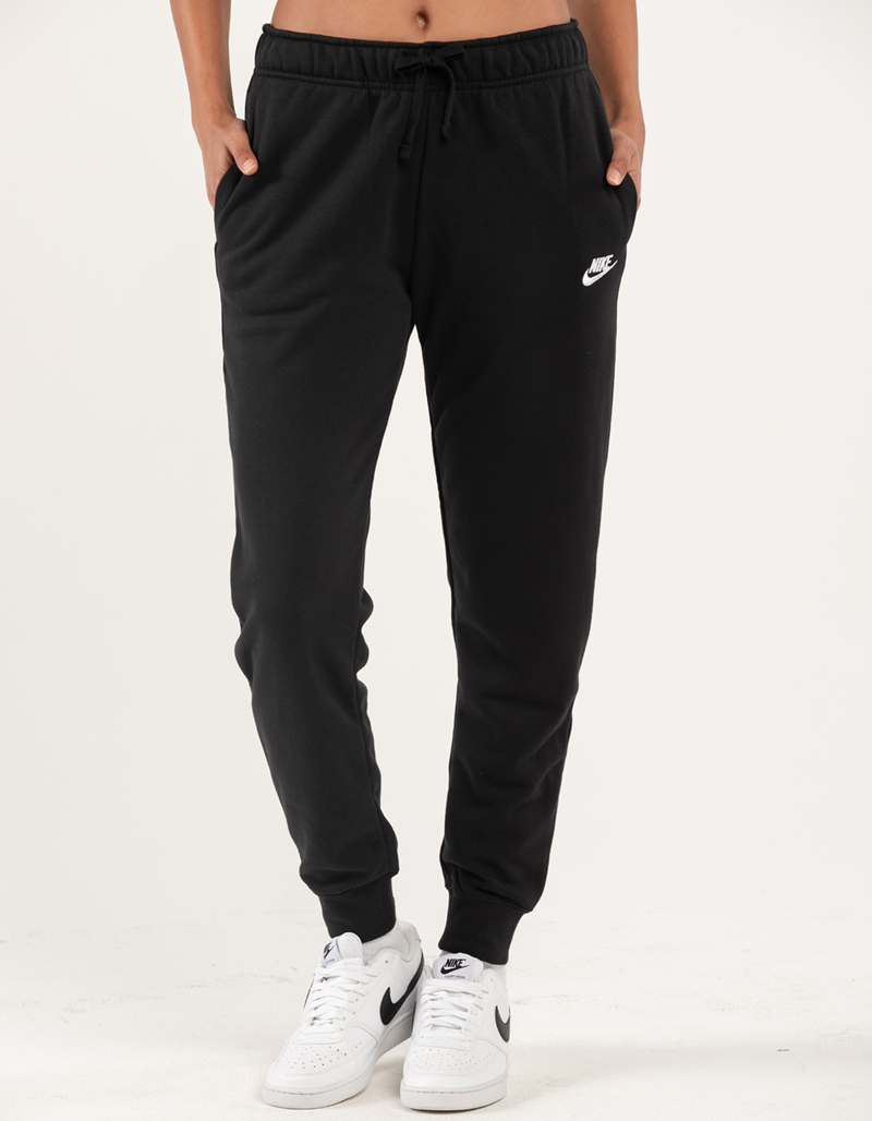 NIKE Sportswear Club Womens Fleece Sweatpants image number 1