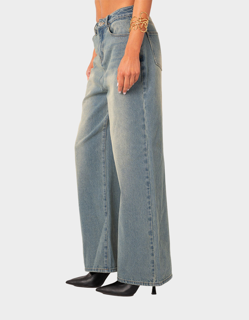 EDIKTED Braya Washed Low Rise Baggy Jeans image number 2