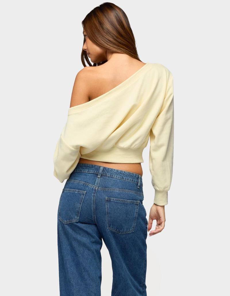 EDIKTED Christy Off Shoulder Sweatshirt image number 2