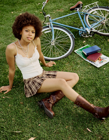 RSQ Womens Low Rise Pleated Mini Skort Primary Image