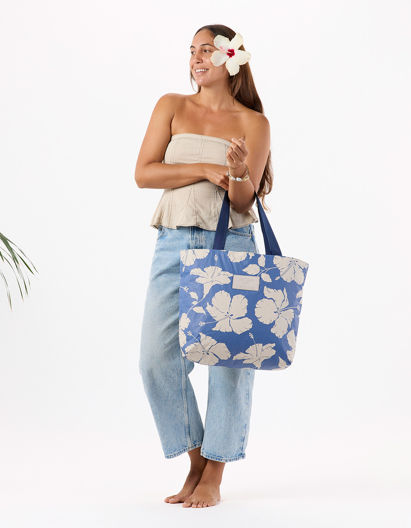 ALOHA COLLECTION Salina Tiny Stripe Day Tripper Tote Bag image number 4