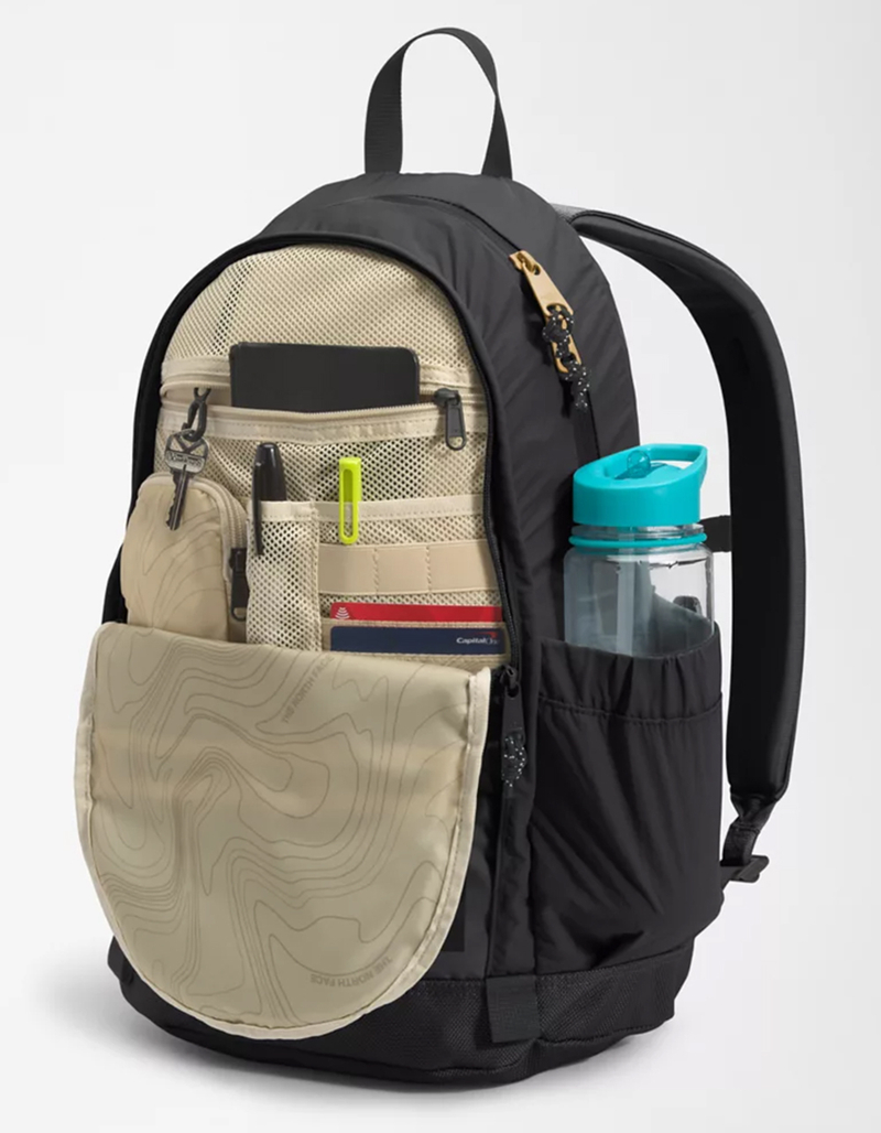 THE NORTH FACE Mountain Daypack image number 4