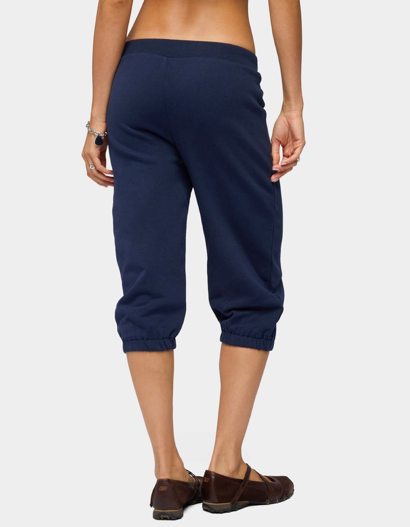 EDIKTED Deana Capri Sweatpants image number 2