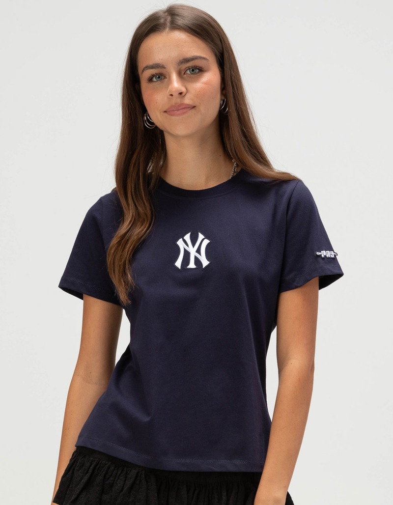 PRO STANDARD New York Yankees Womens Baby Tee image number 0