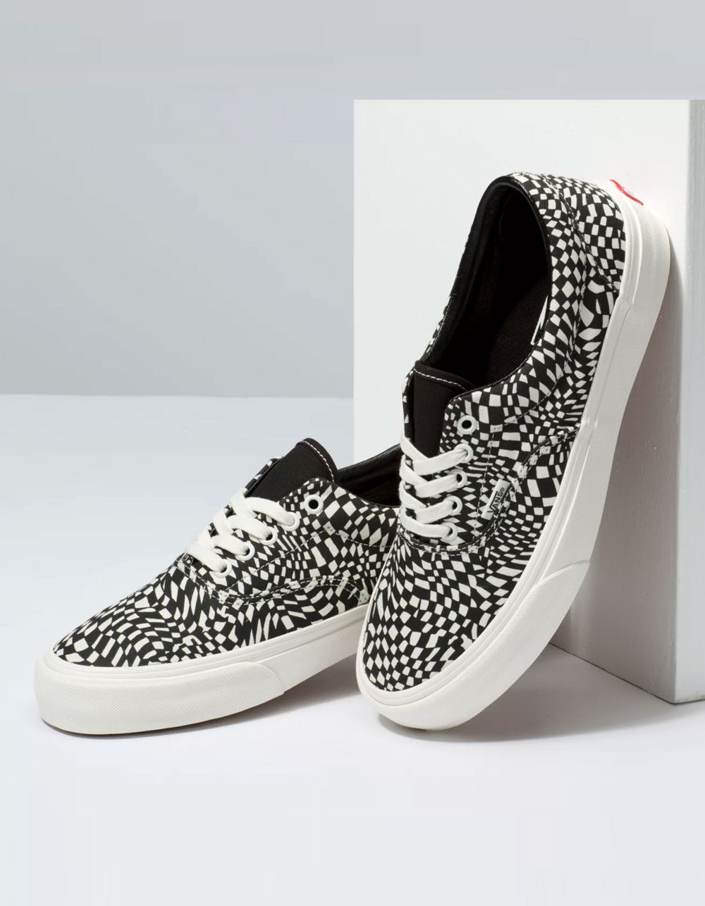 vans era sf warp check