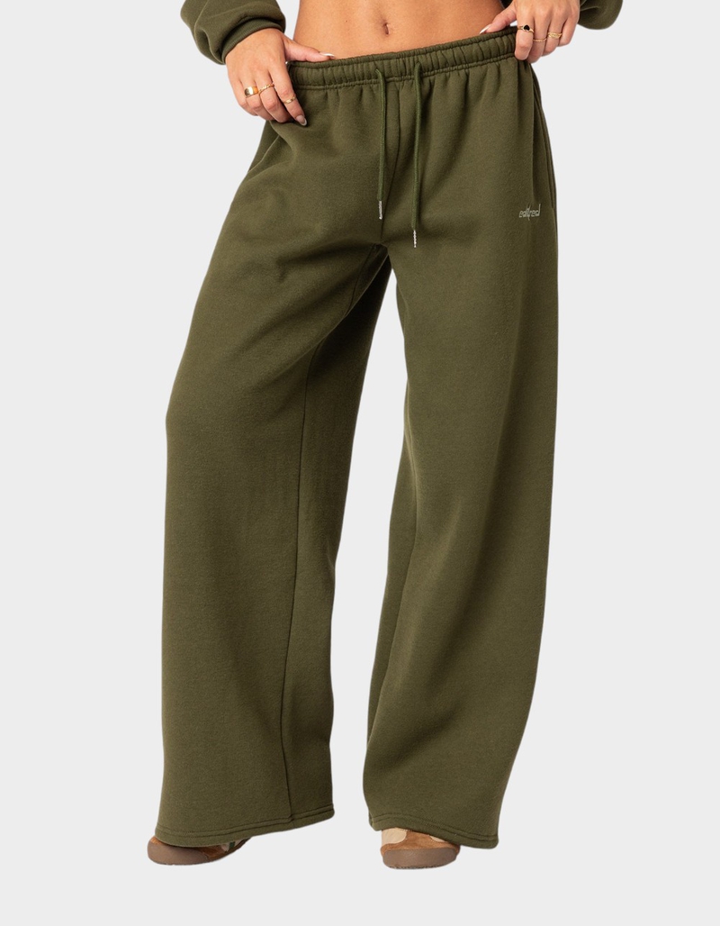 EDIKTED Brenna Low Rise Wide Sweatpants image number 0