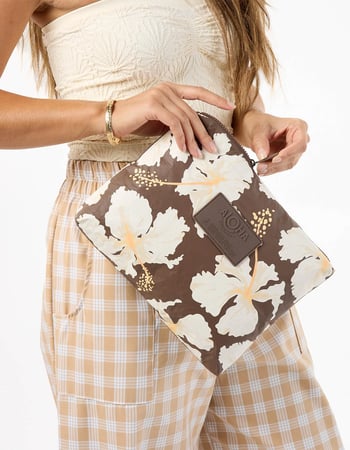 ALOHA Collection Taha'a Mid Pouch Alternative Image