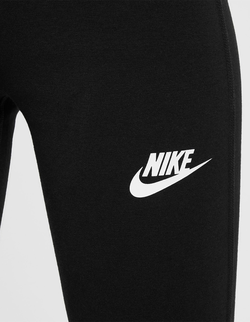 NIKE Sportswear Classic Girls High-Waisted Flared Leggings image number 4