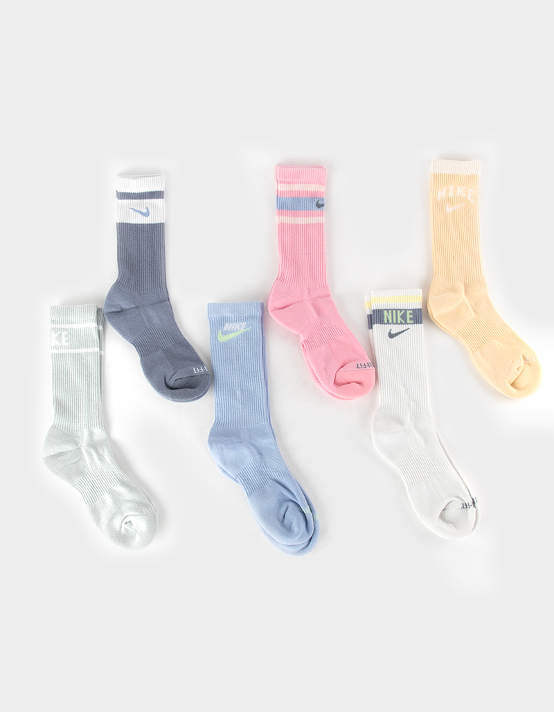 NIKE Everyday Plus Cushioned 6 Pack Crew Socks image number 0