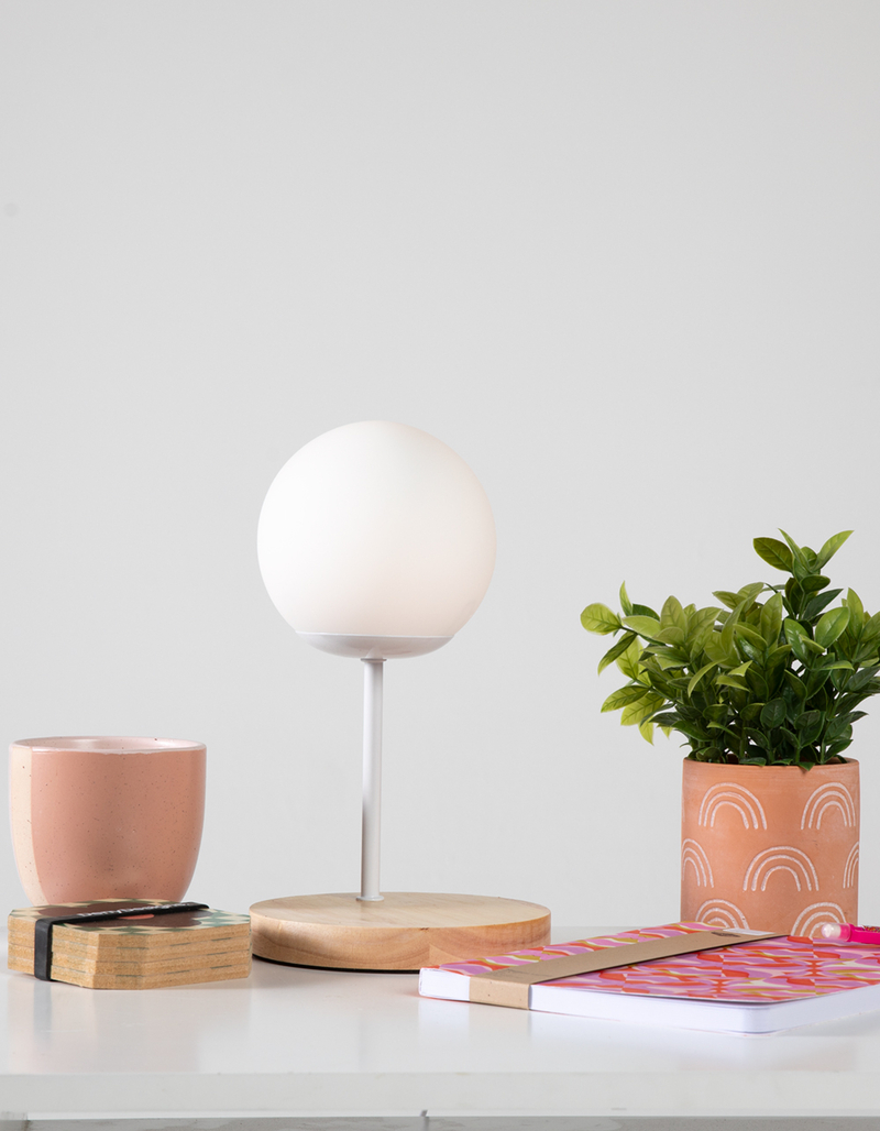 Modern Globe Table Lamp image number 2