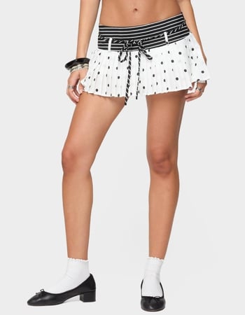 EDIKTED Marniee Mixed Print Pleated Mini Skort Primary Image