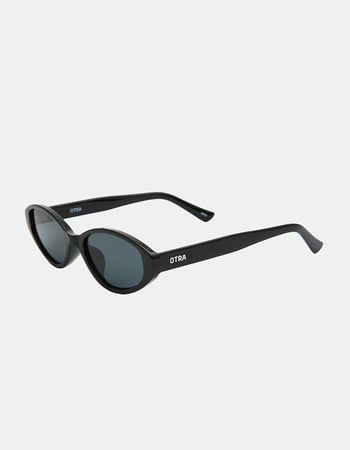 OTRA Ivy Sunglasses Primary Image