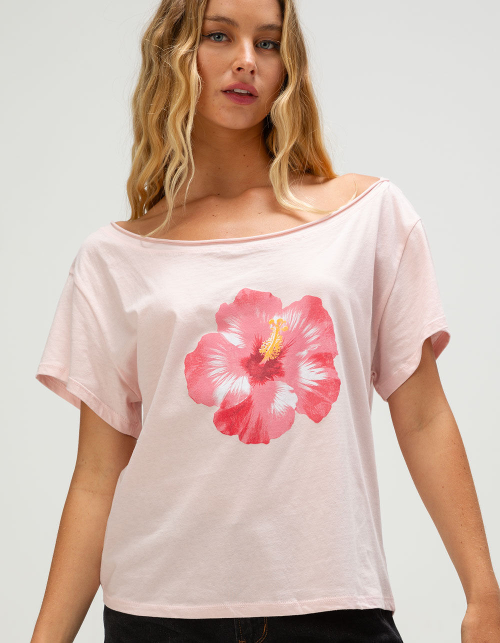 RSQ Womens Off The Shoulder Hibiscus Tee - PINK - XL | Tillys
