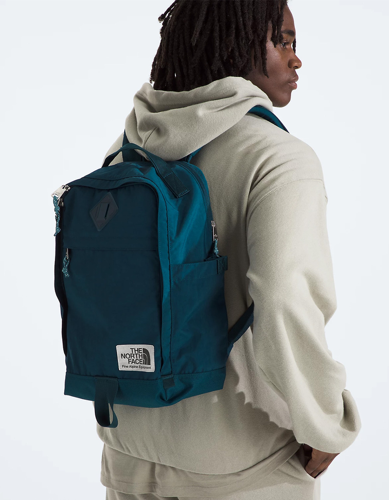 THE NORTH FACE Berkeley Daypback Backpack image number 4