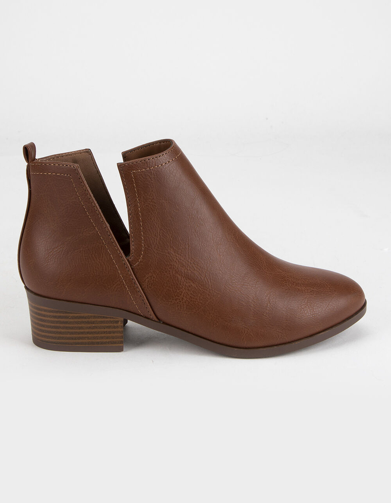 SODA Chop Out Low Womens Cognac Booties image number 1