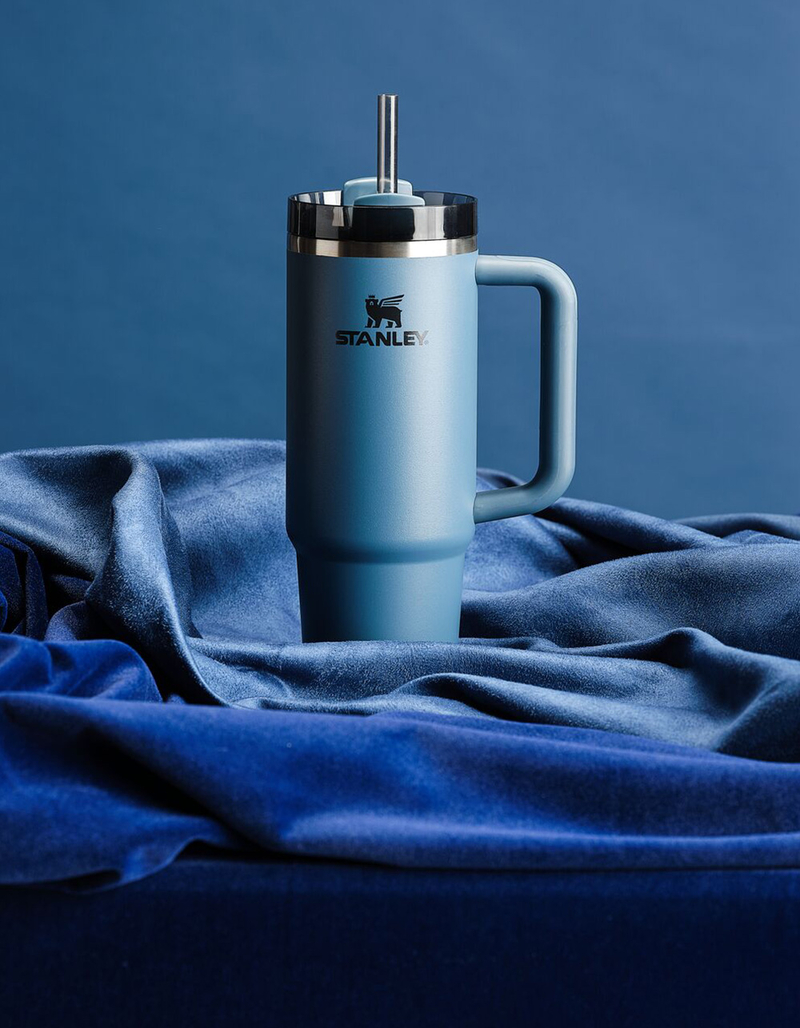 STANLEY 30 oz The Quencher H2.0 FlowState&trade; Tumbler image number 3
