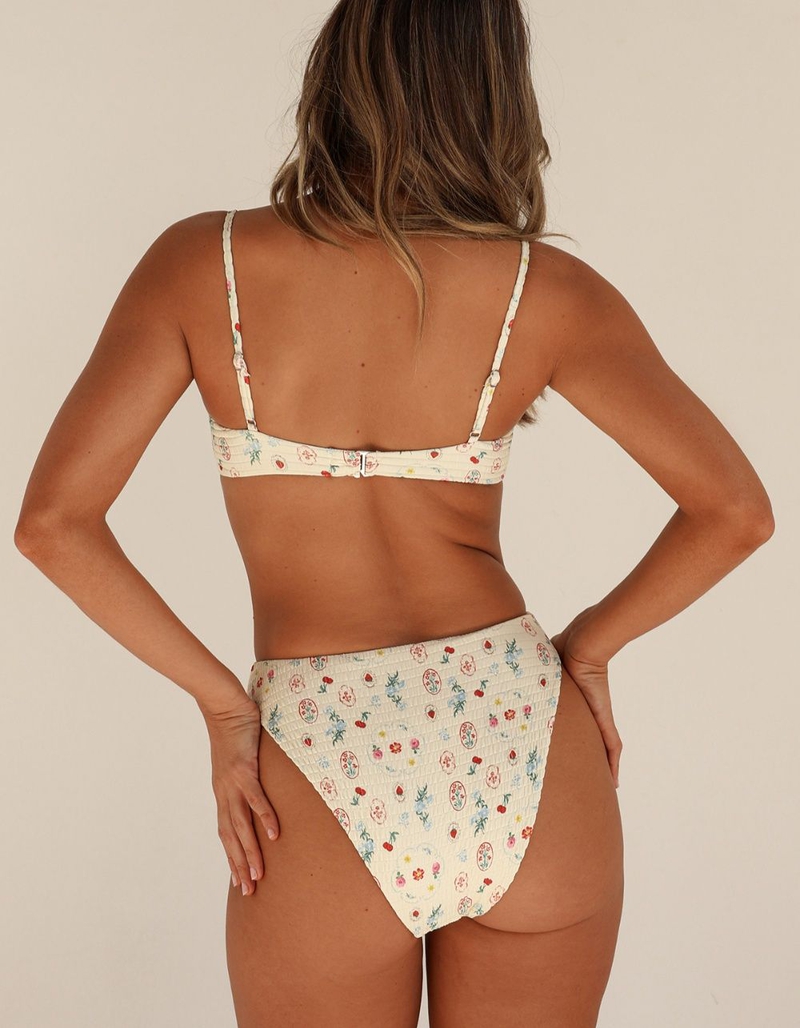 DIPPIN' DAISY'S Chica Underwire Bikini Top image number 2