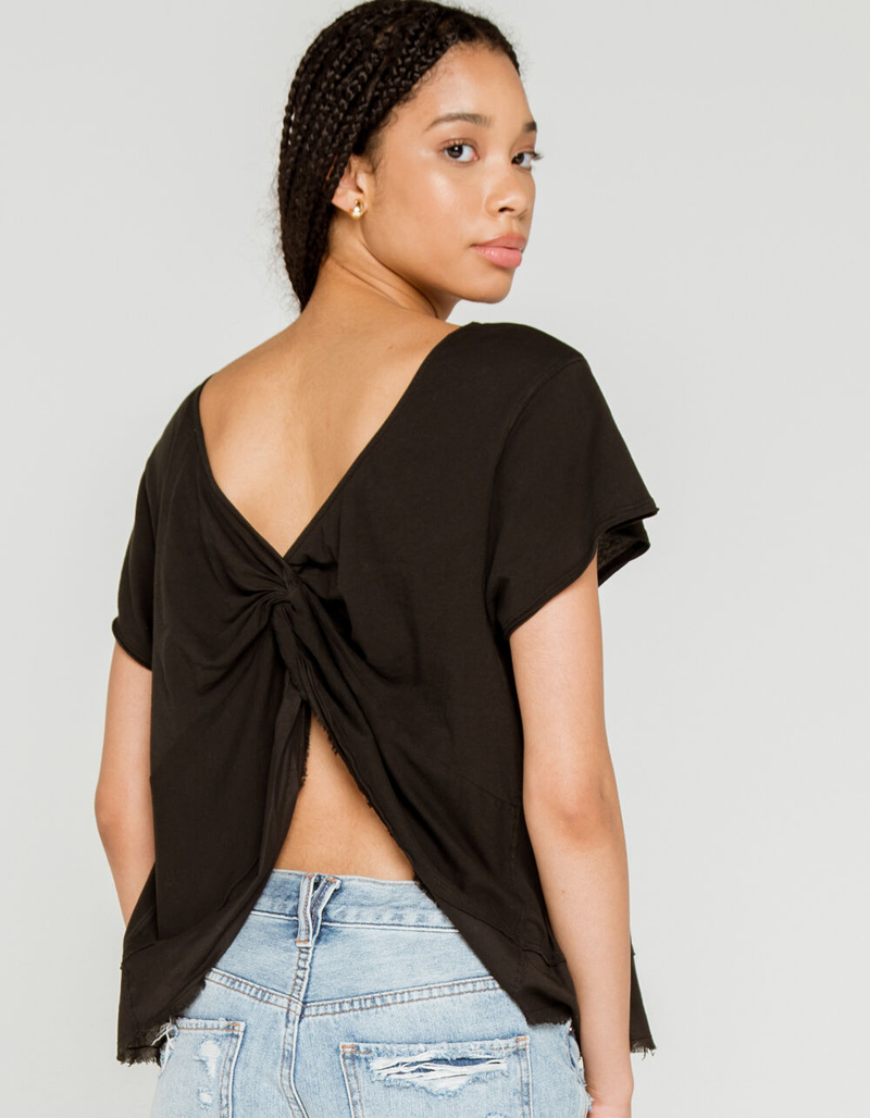 WHITE CROW Marita Womens Top image number 0