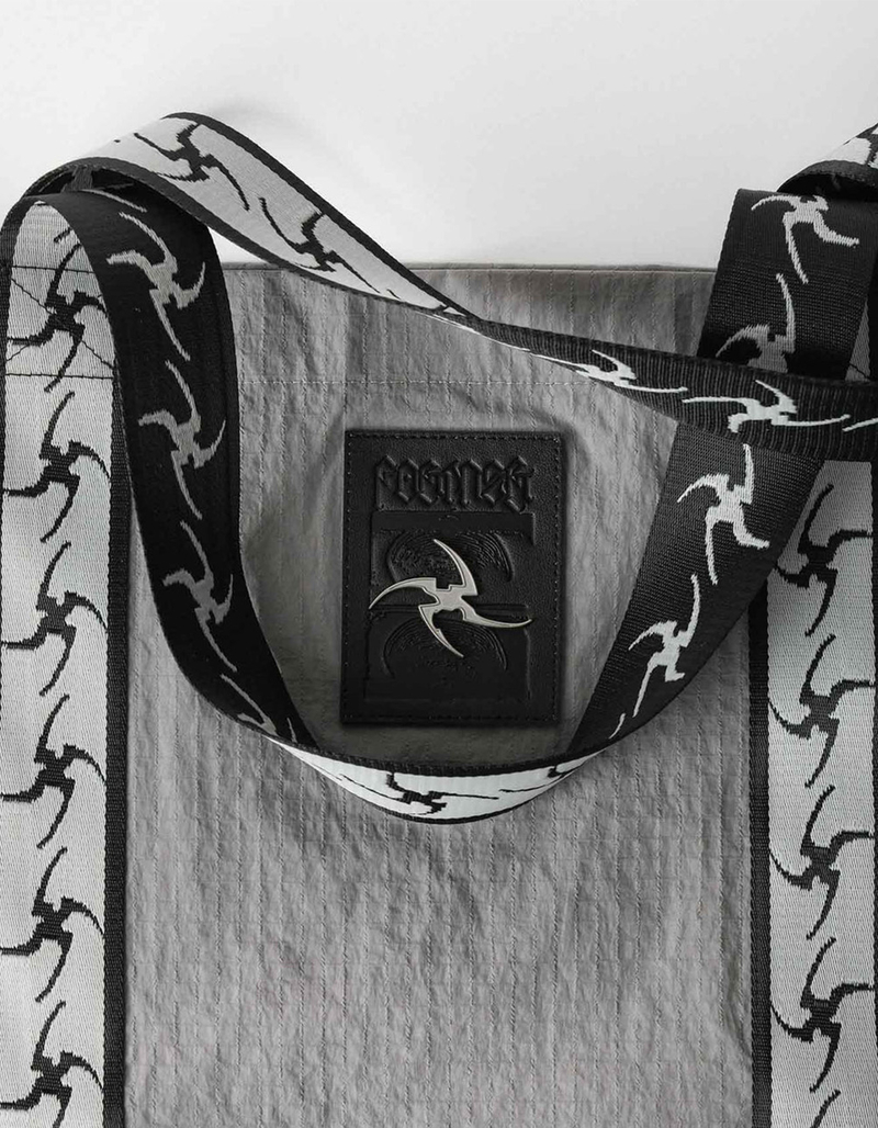 FORMER Dion Tote Bag image number 3