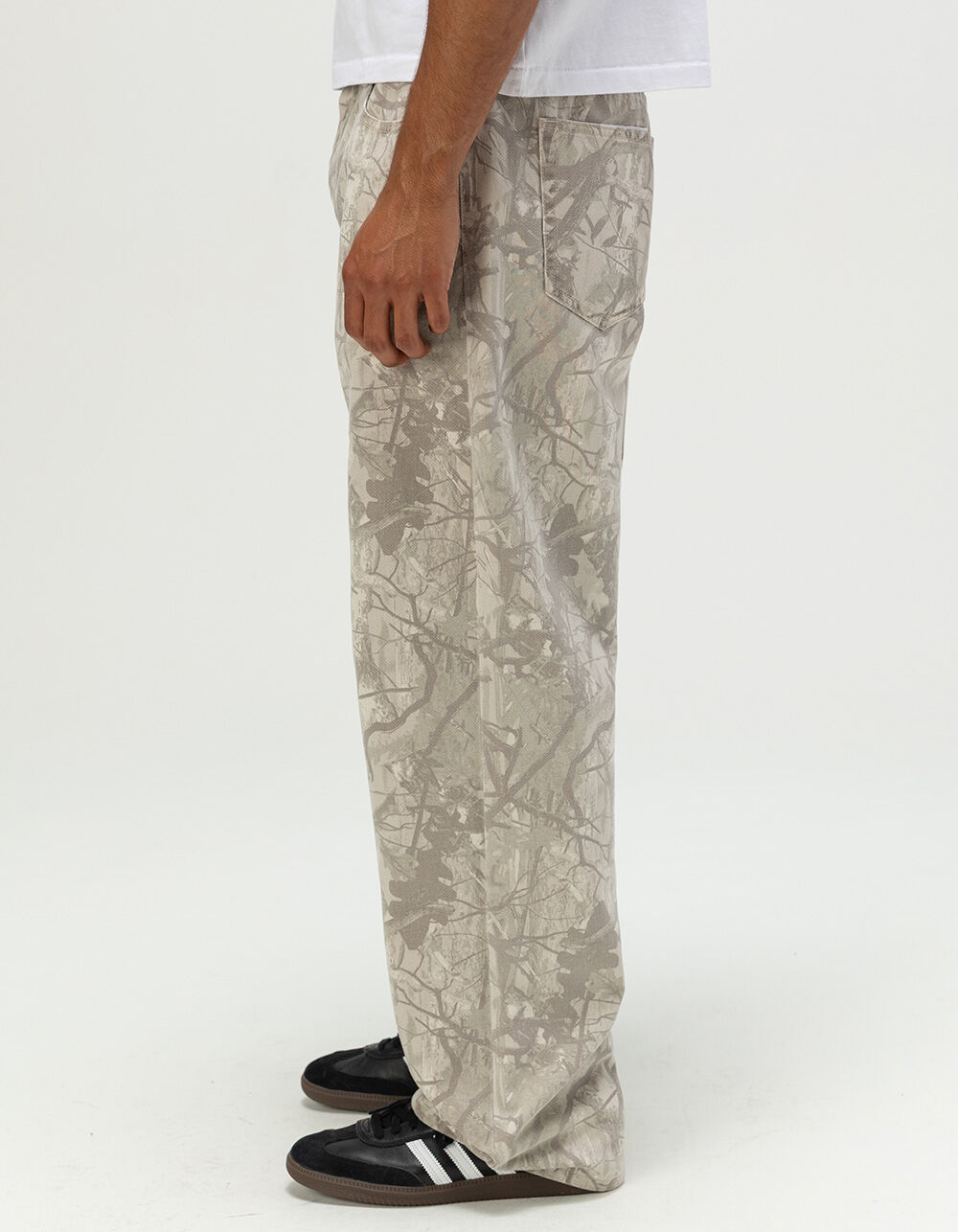 RSQ Mens Baggy Camo Print 5 Pocket Pants - CAMO KHAKI | Tillys