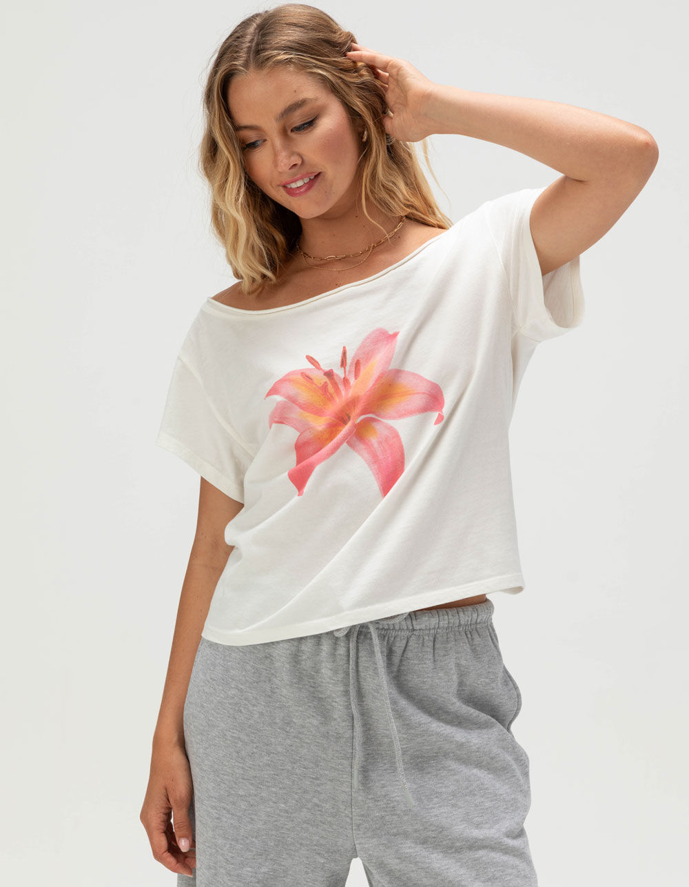 RSQ Womens Off The Shoulder Lily Tee - WHITE - M | Tillys