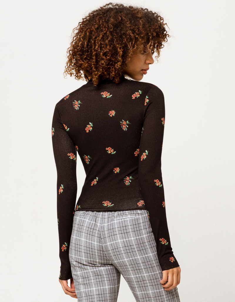 IVY & MAIN Ditsy Rib Mock Neck Black Womens Tee image number 2