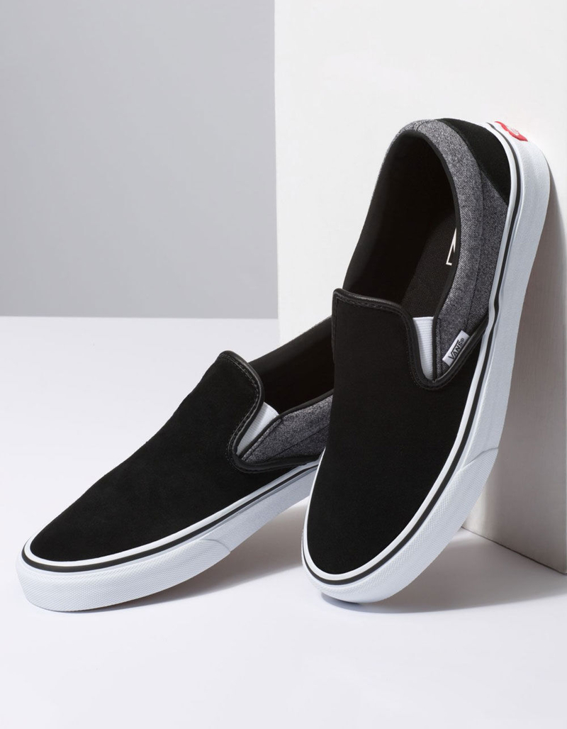 VANS Suede Classic Slip-On Suiting & Black Shoes image number 2