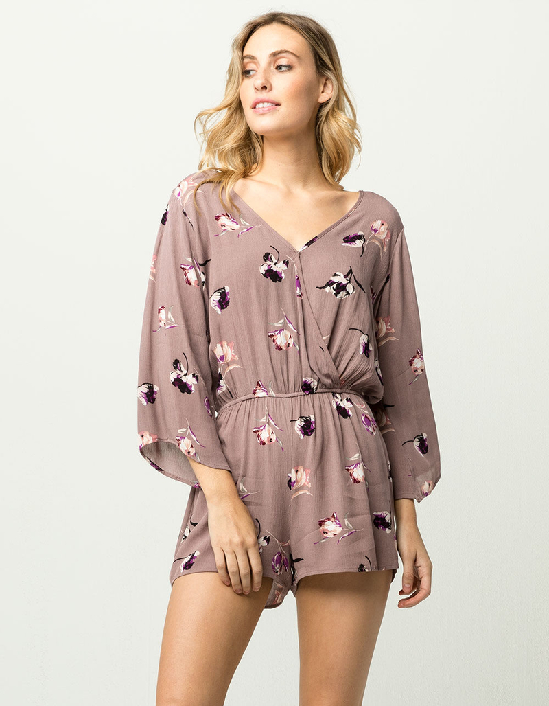 IVY & MAIN Surplus Womens Romper image number 2