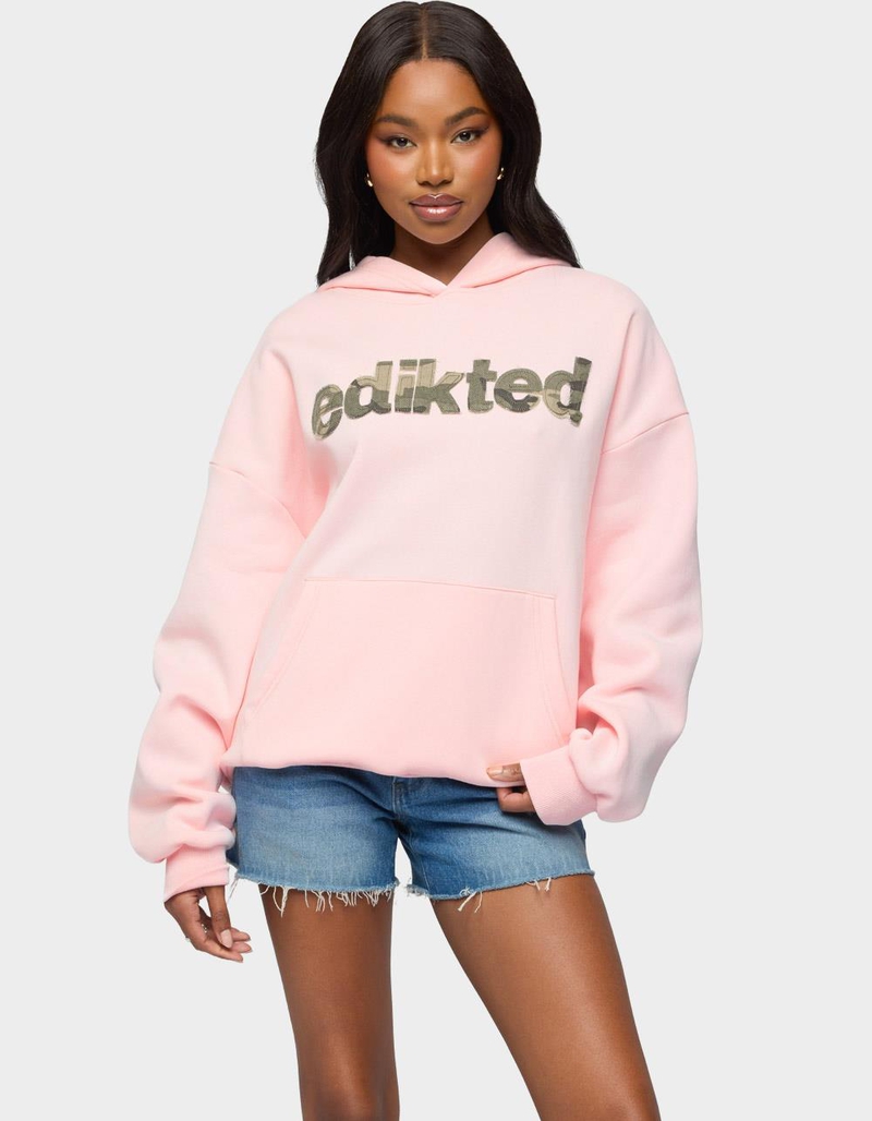 EDIKTED Camo Cutie Edikted Oversized Hoodie image number 0